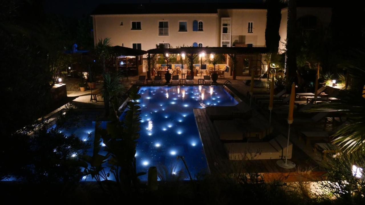 Hotel La Piscine Le Lavandou Dış mekan fotoğraf